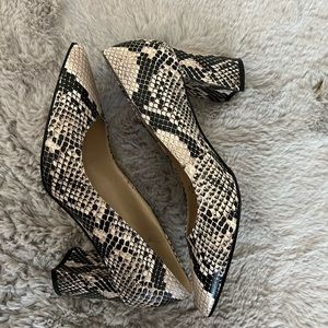 Cute Marc Fisher pointed toe snake print heels size 6.5